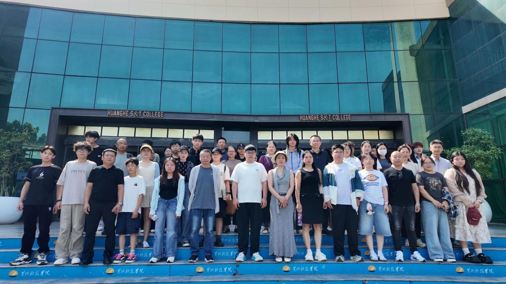 英国上市公司365