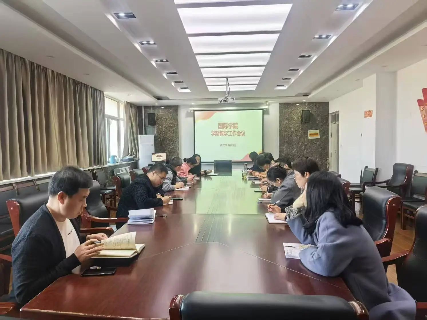 英国上市公司365
