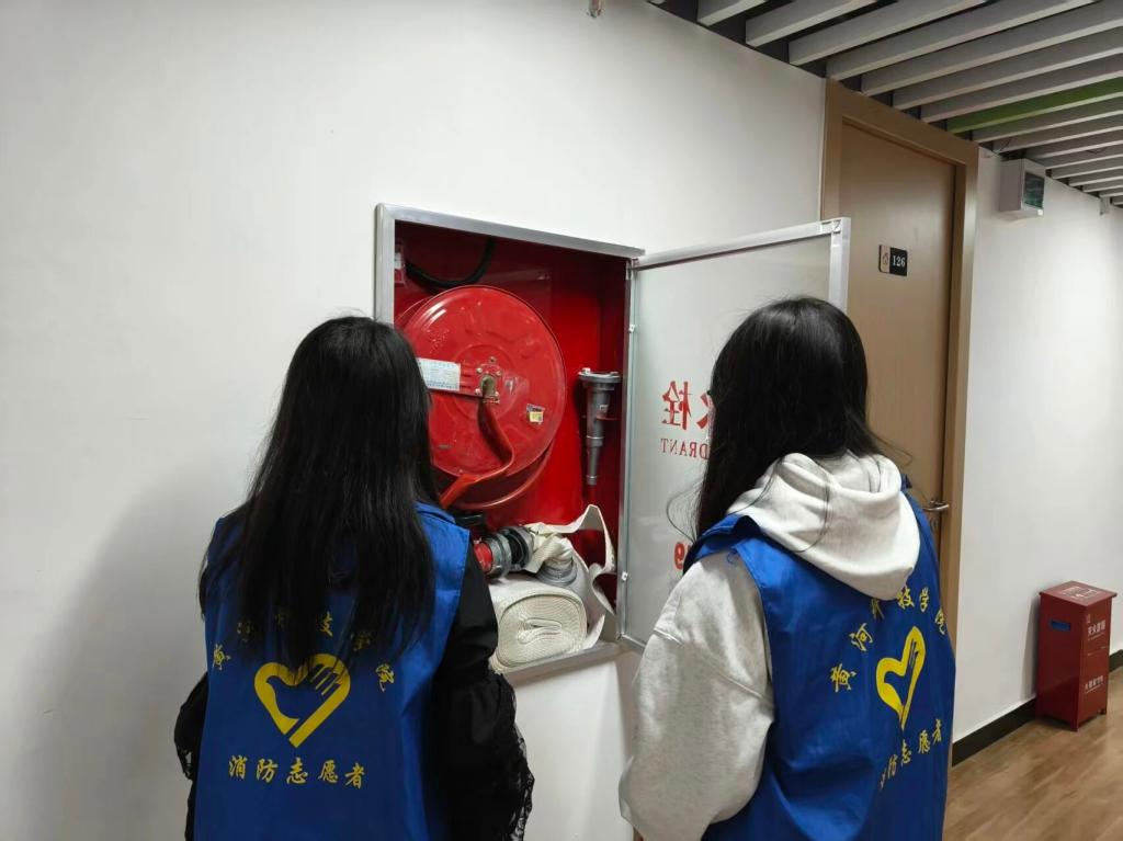 英国上市公司365