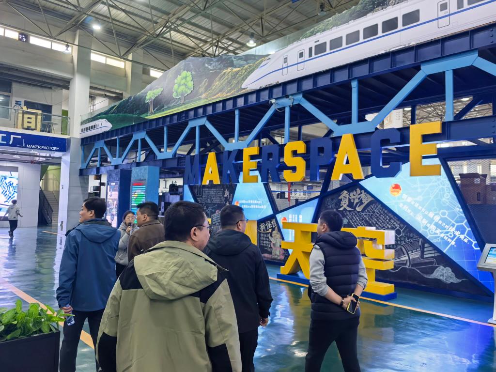 英国上市公司365