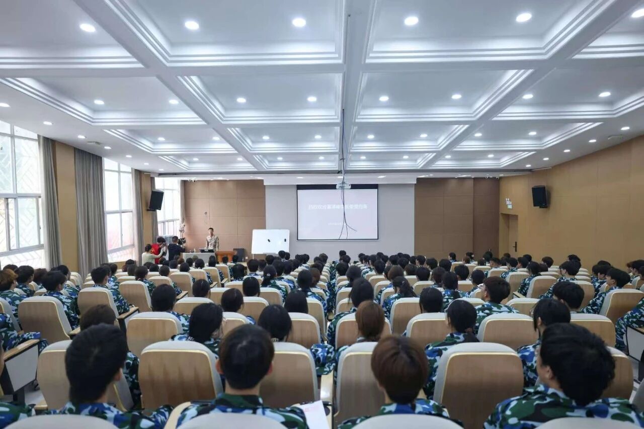 英国上市公司365