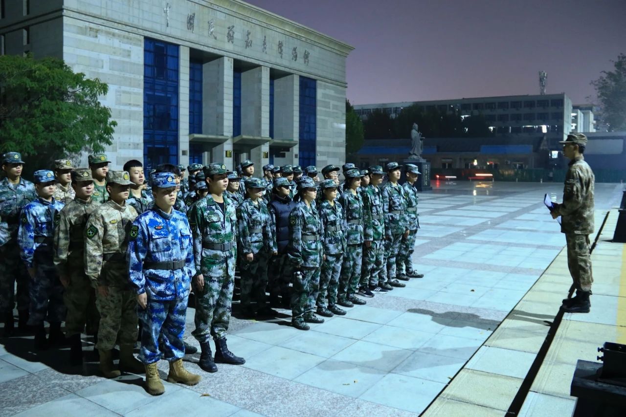 英国上市公司365