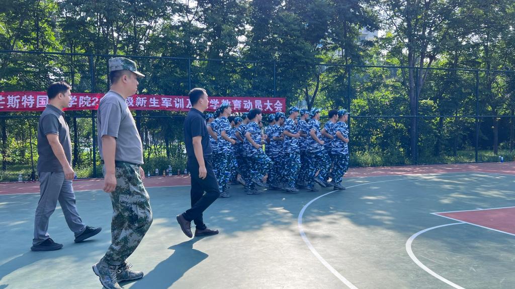 英国上市公司365