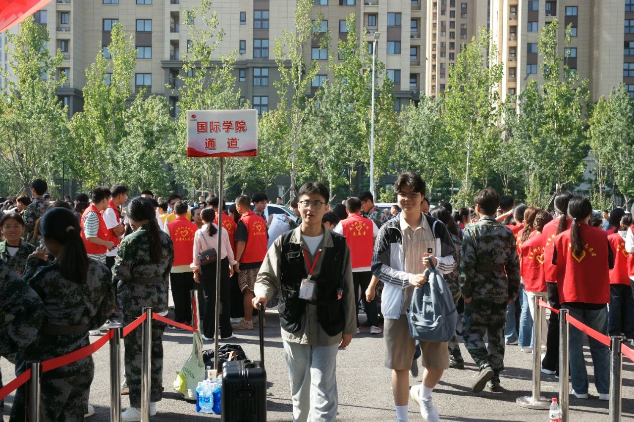 英国上市公司365