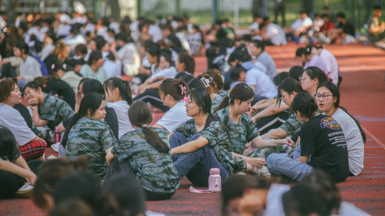 英国上市公司365