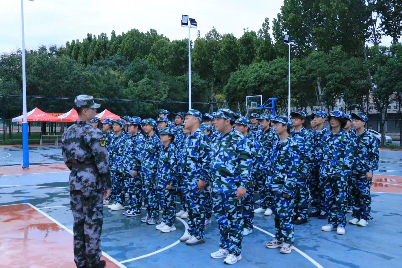 英国上市公司365