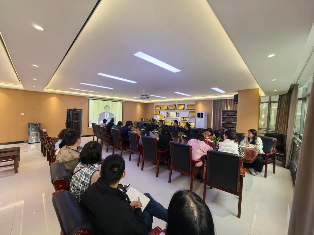 英国上市公司365