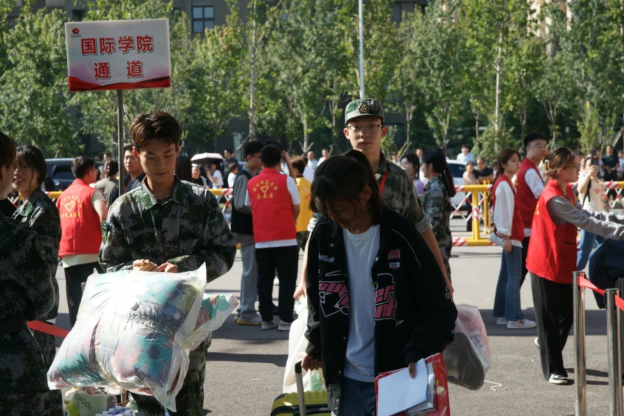 英国上市公司365