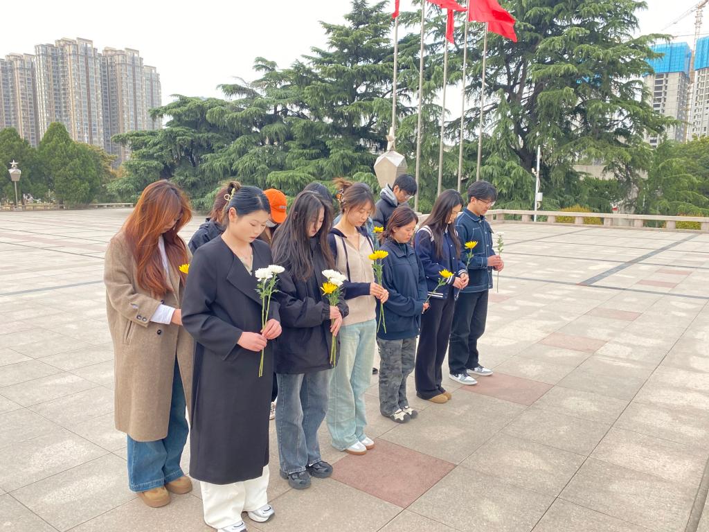 英国上市公司365