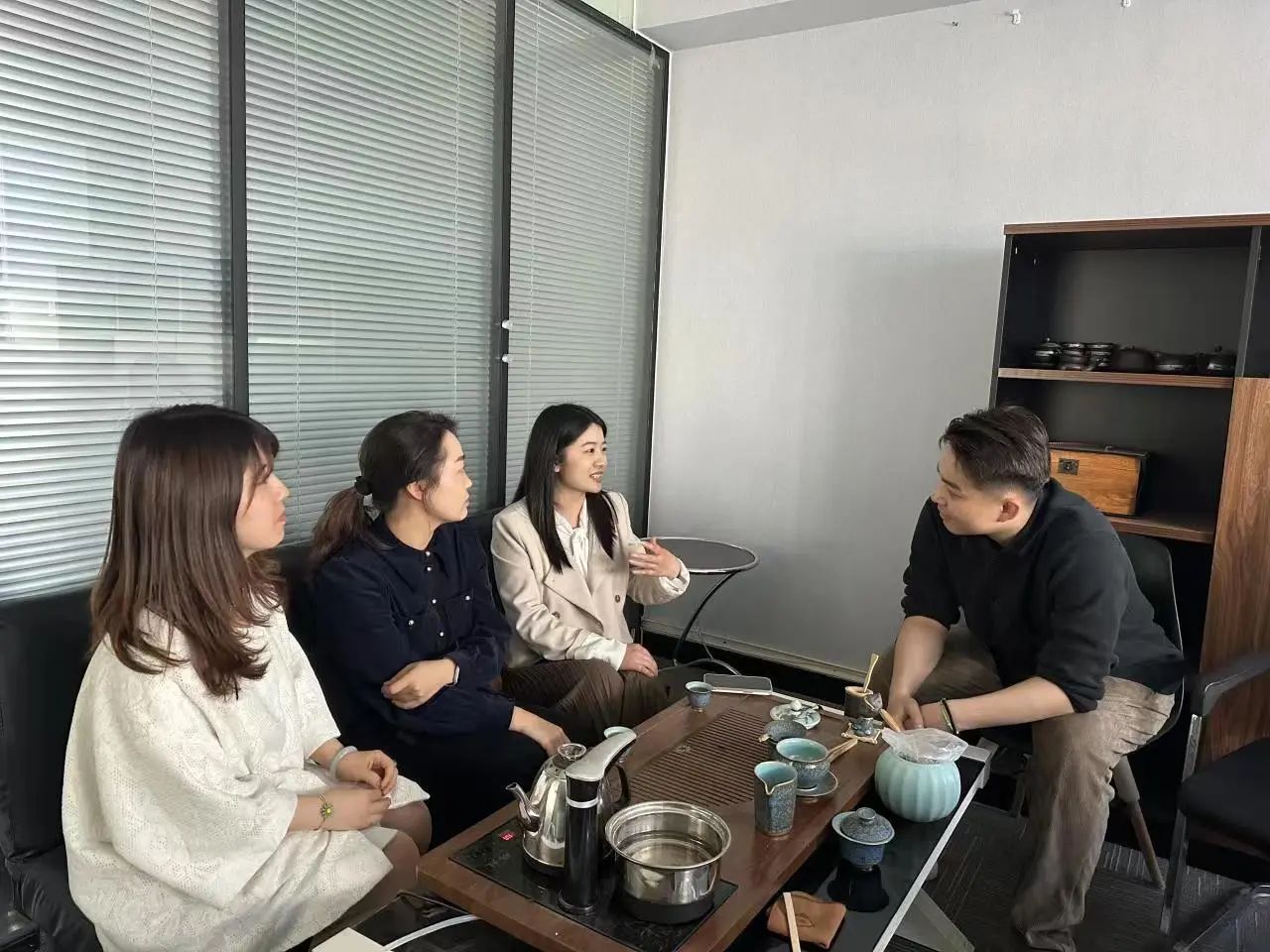 英国上市公司365