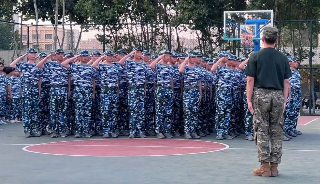 英国上市公司365