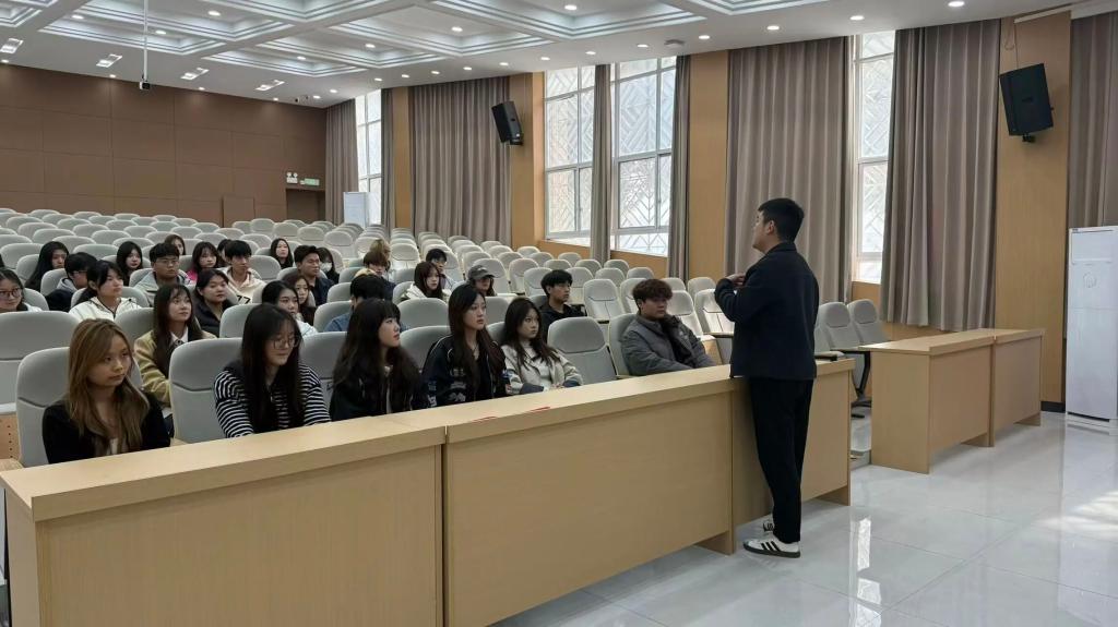 英国上市公司365