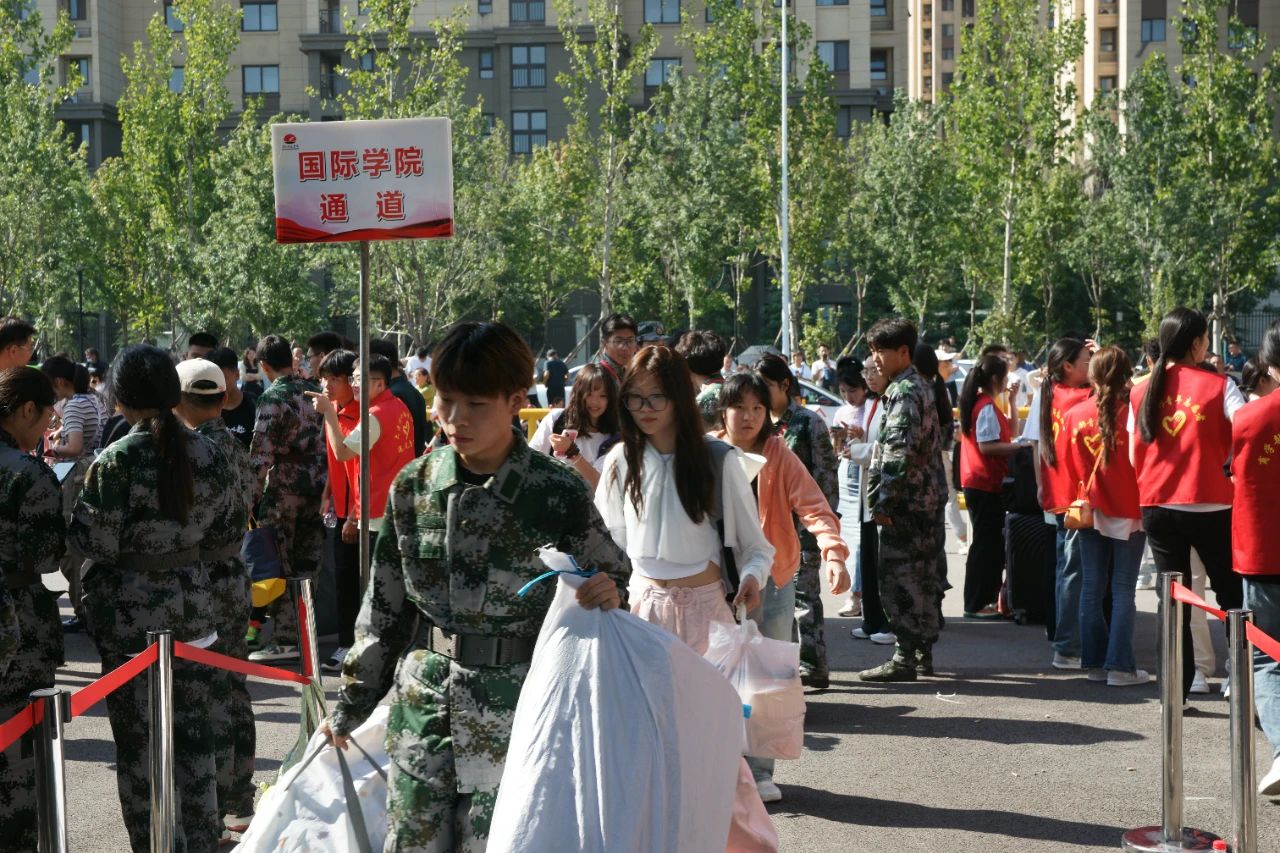 英国上市公司365