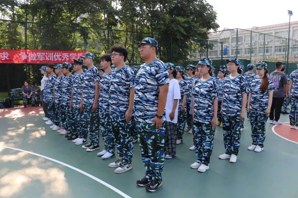 英国上市公司365