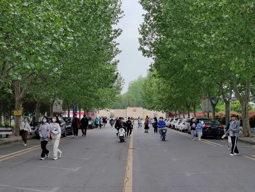 英国上市公司365