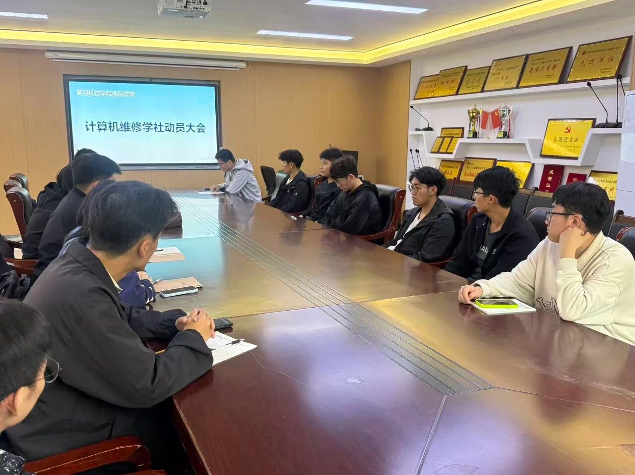 英国上市公司365