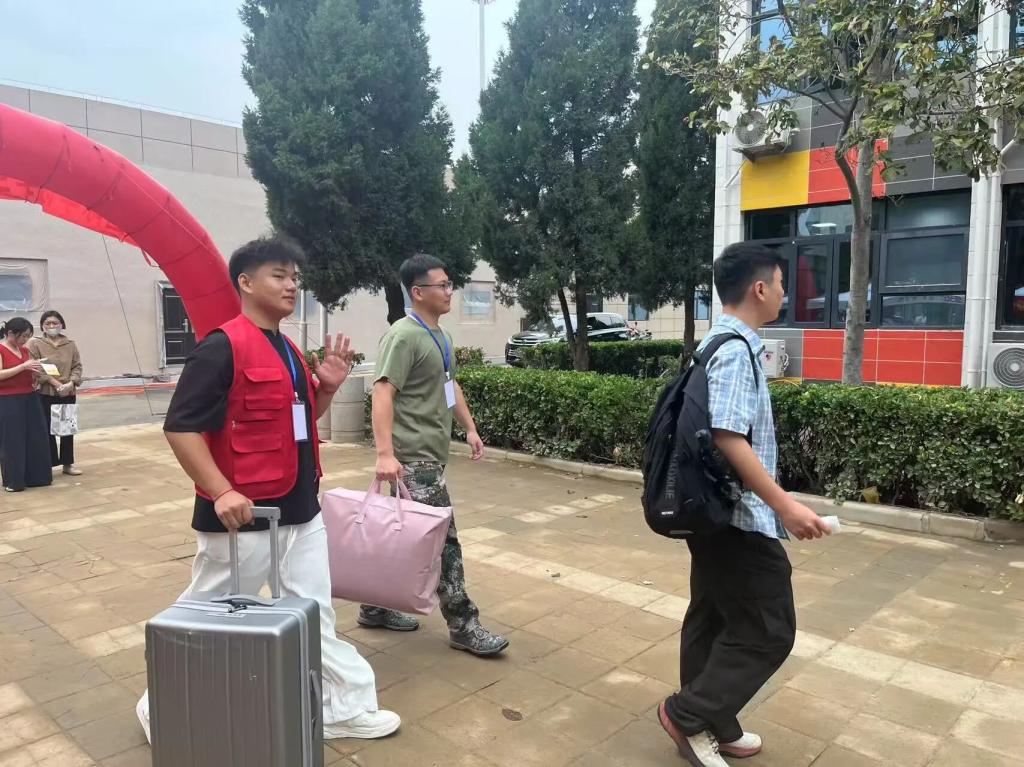 英国上市公司365