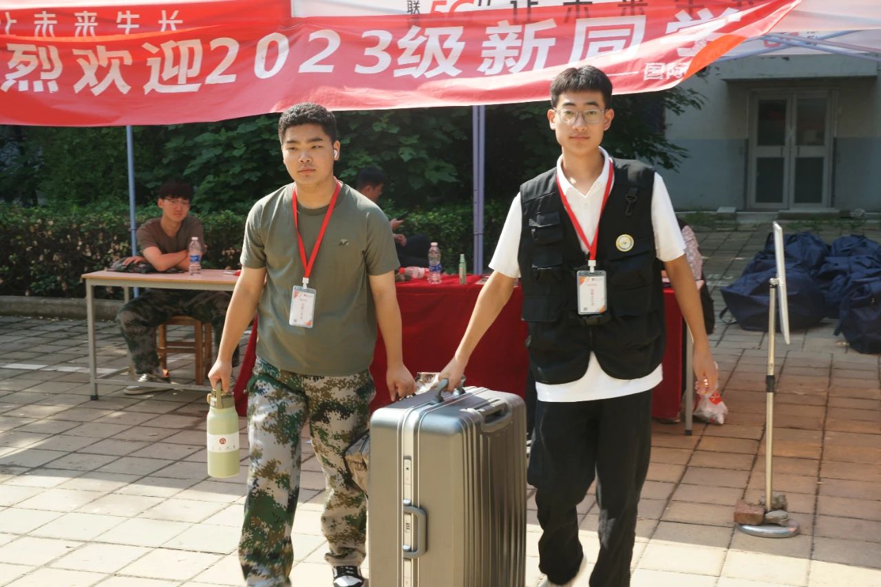 英国上市公司365