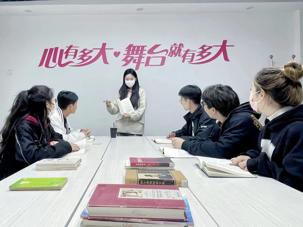 英国上市公司365