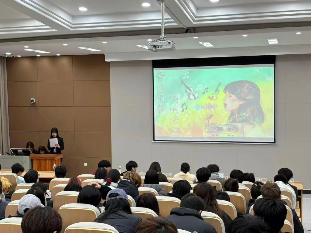 英国上市公司365