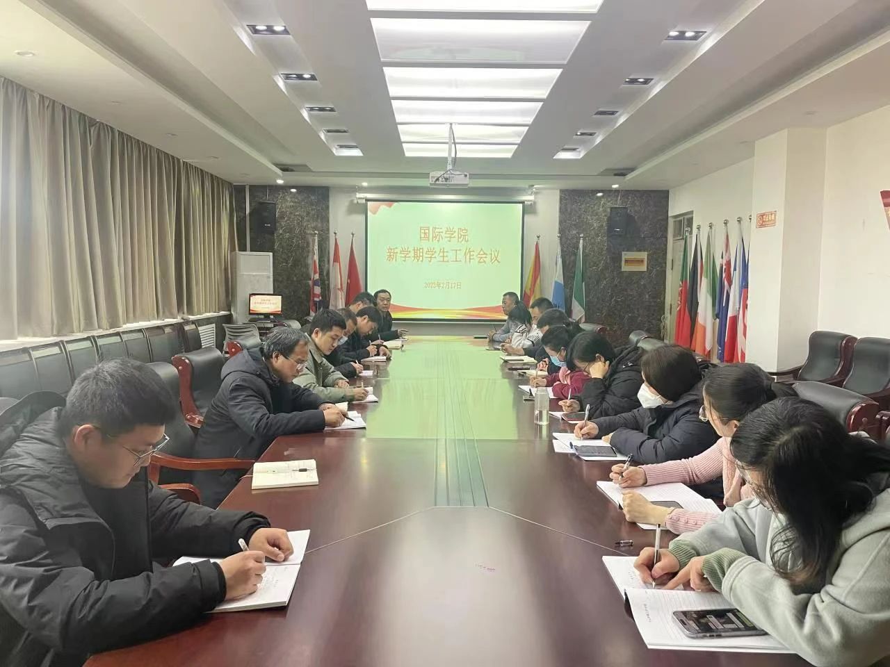 英国上市公司365