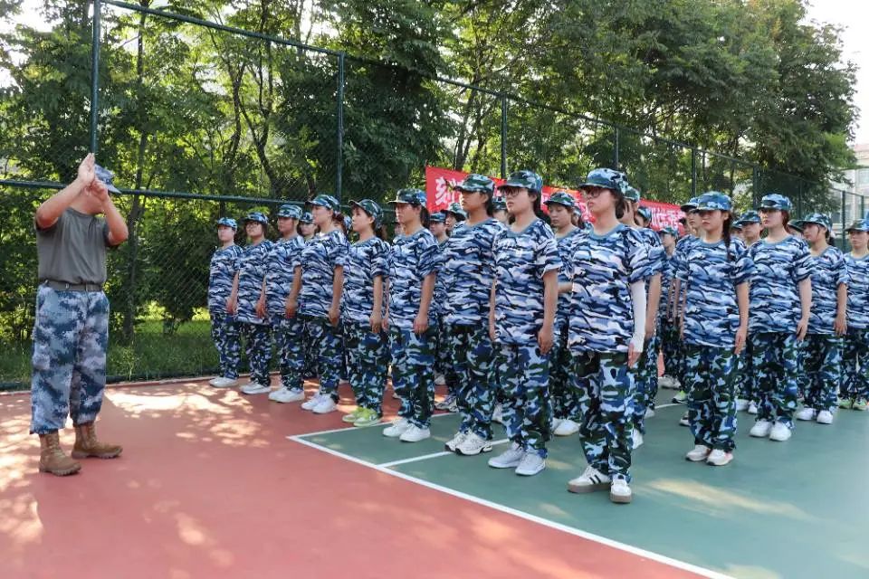 英国上市公司365