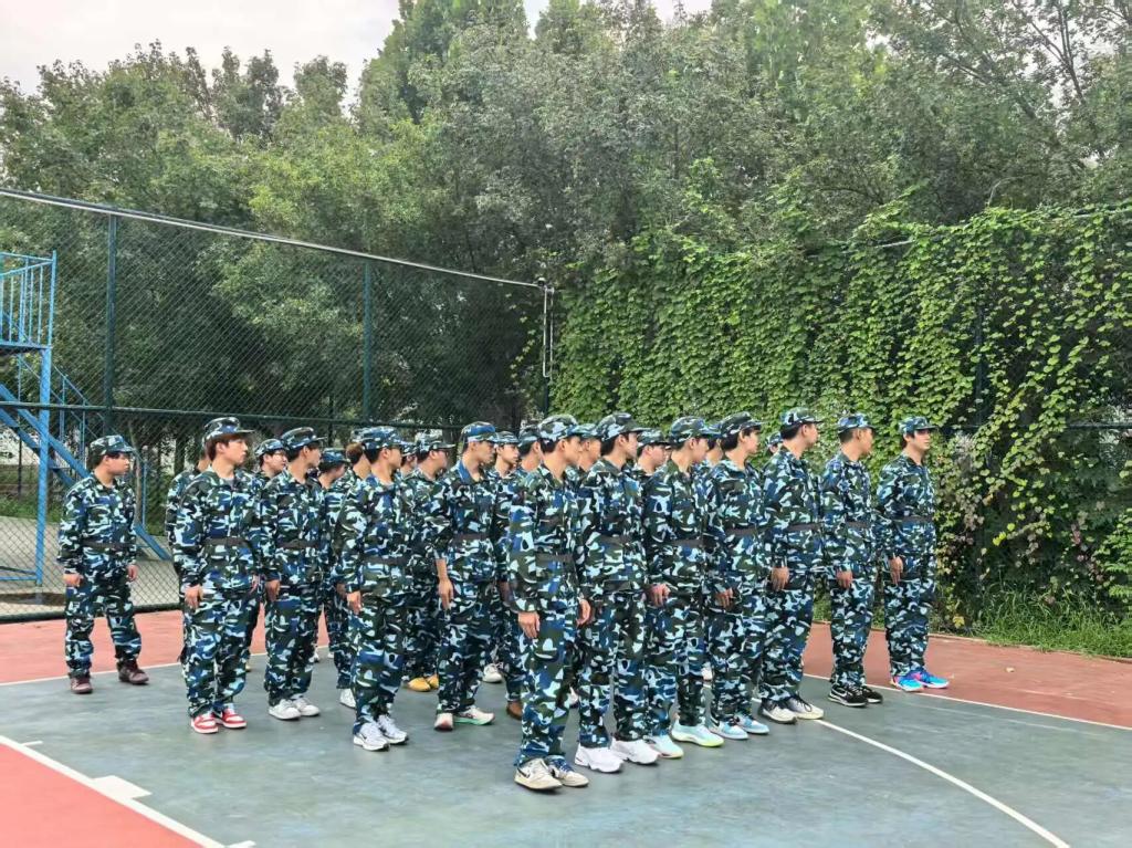 英国上市公司365