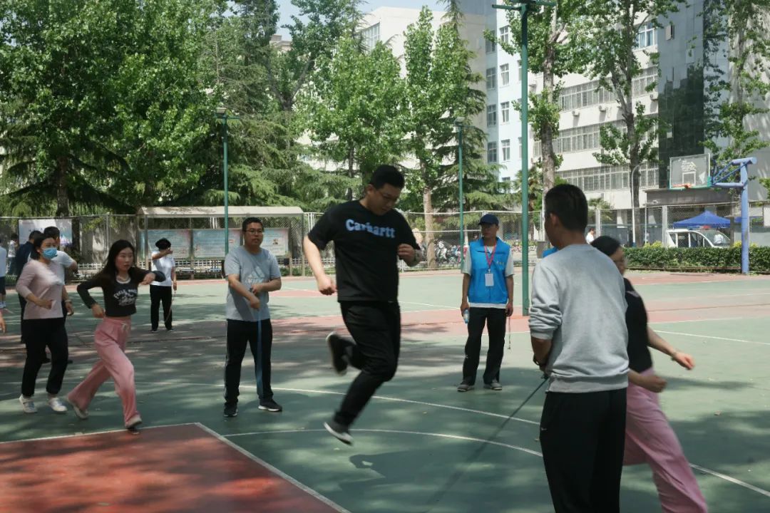 英国上市公司365