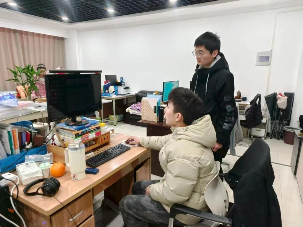 英国上市公司365