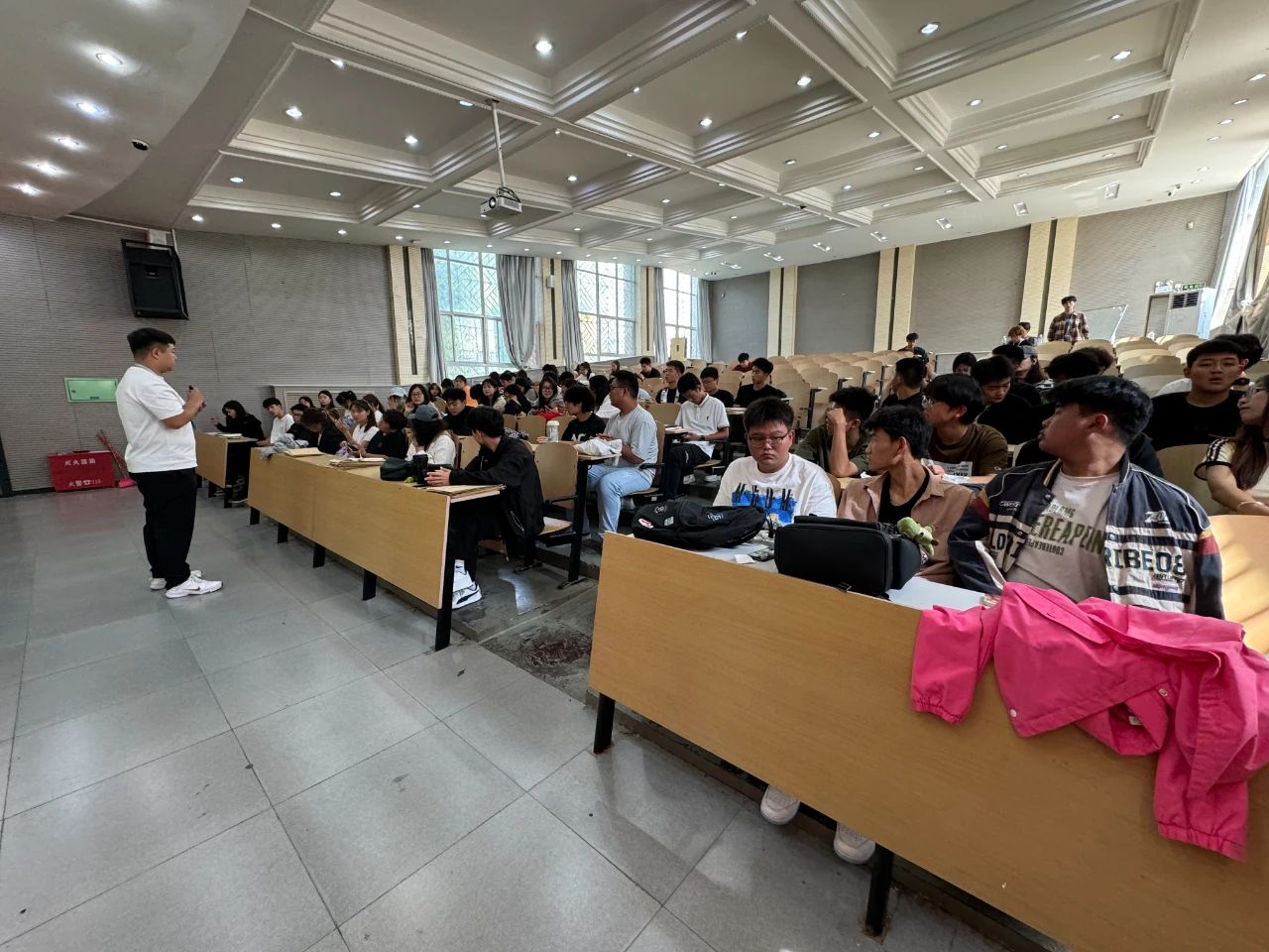 英国上市公司365