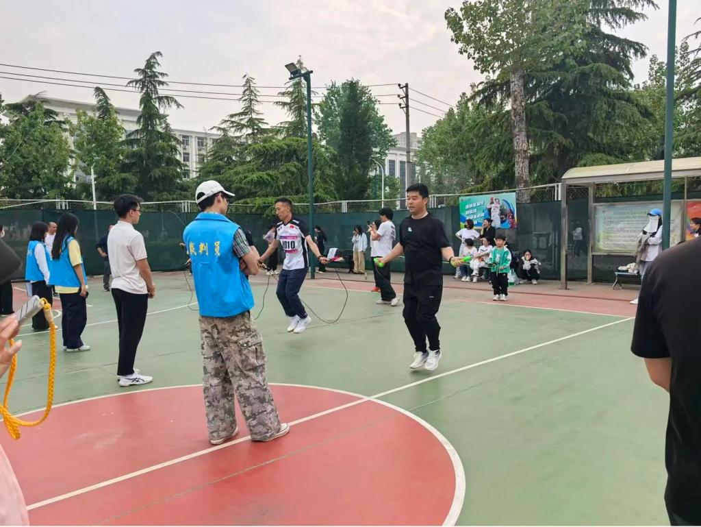 英国上市公司365