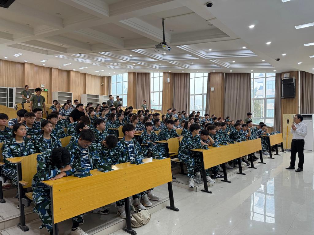 英国上市公司365