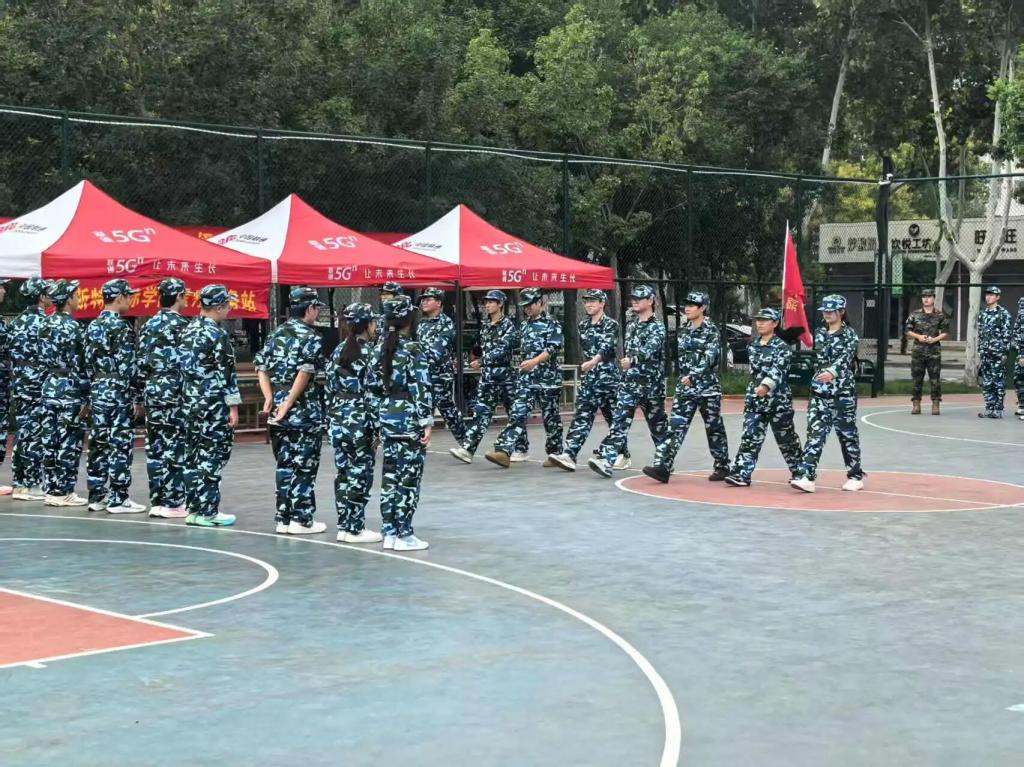 英国上市公司365