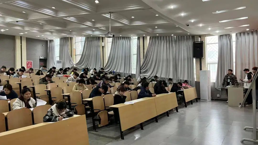 英国上市公司365