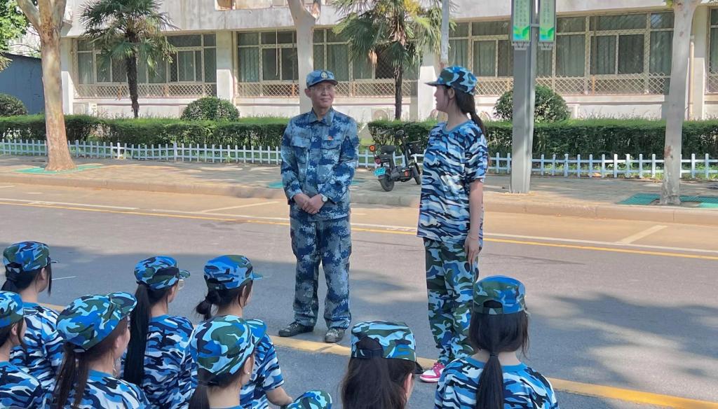 英国上市公司365