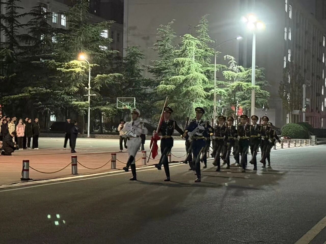 英国上市公司365