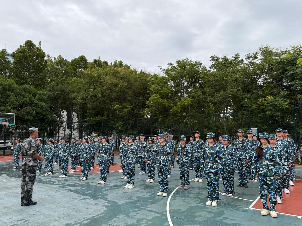 英国上市公司365