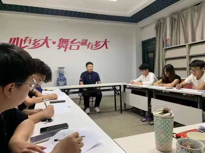 英国上市公司365