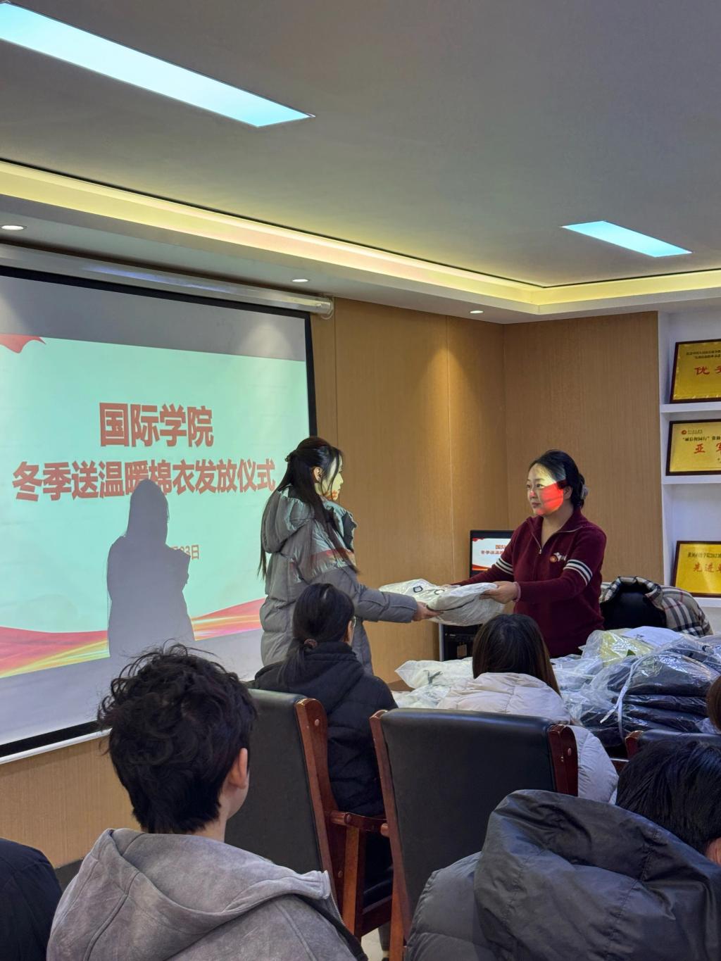 英国上市公司365