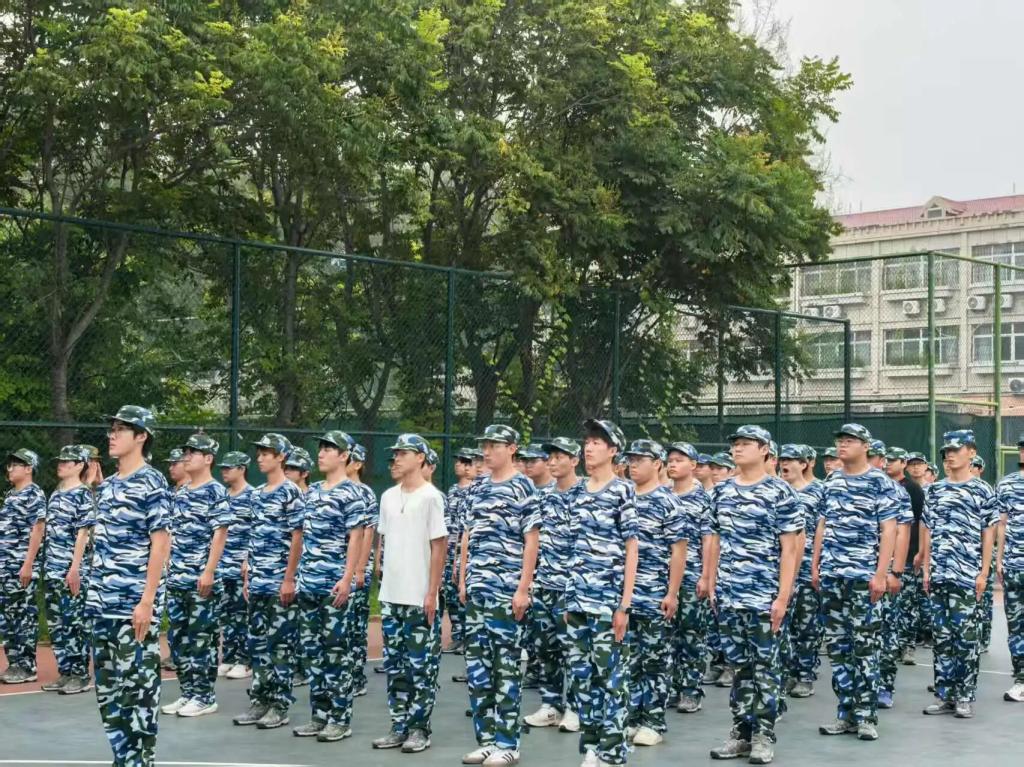 英国上市公司365