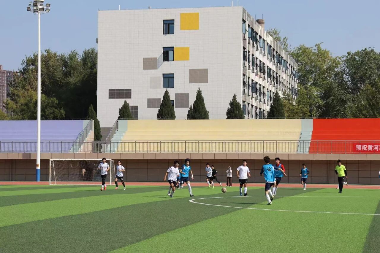 英国上市公司365