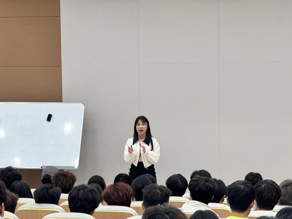 英国上市公司365