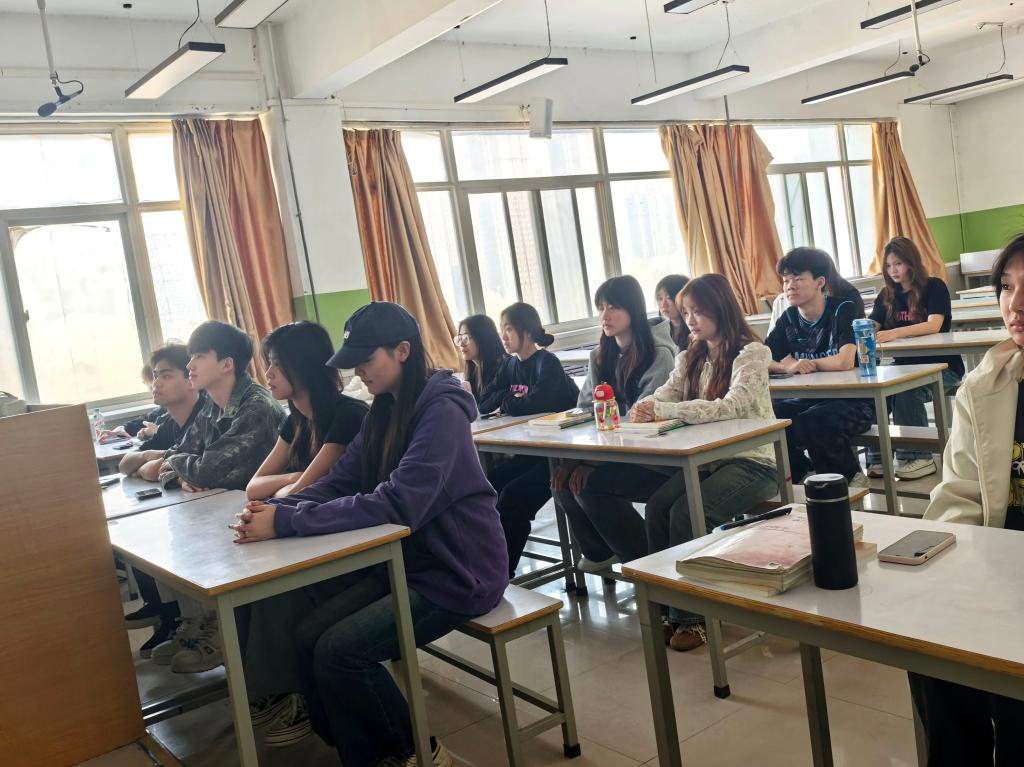 英国上市公司365