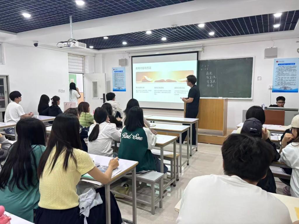 英国上市公司365