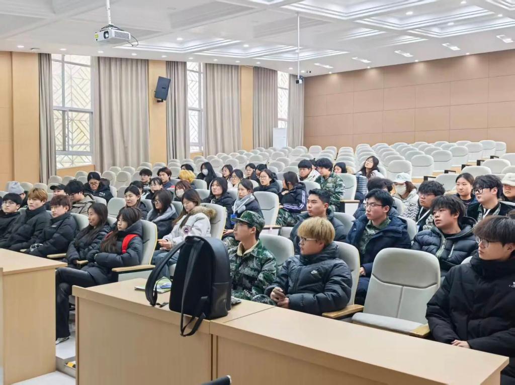 英国上市公司365