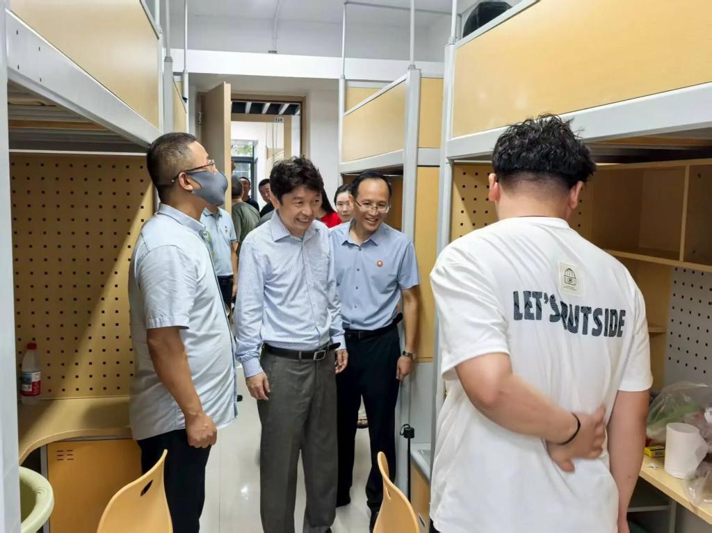 英国上市公司365