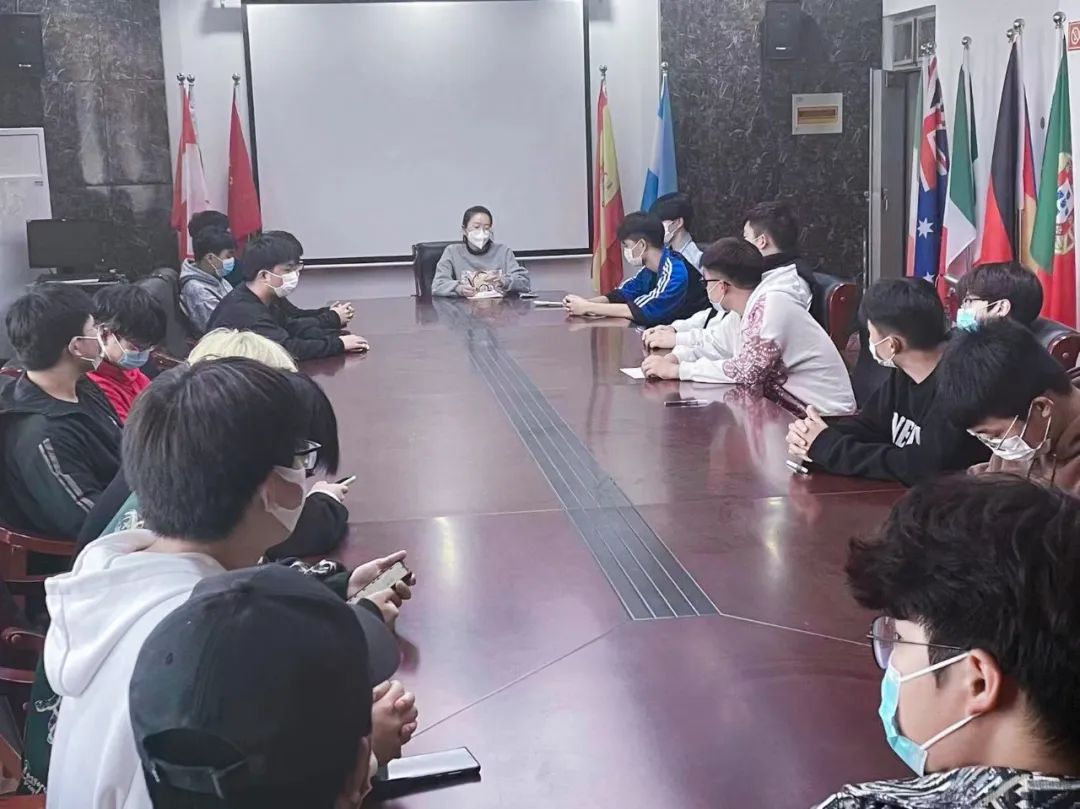 英国上市公司365