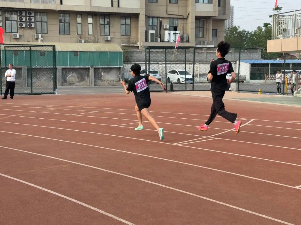 英国上市公司365