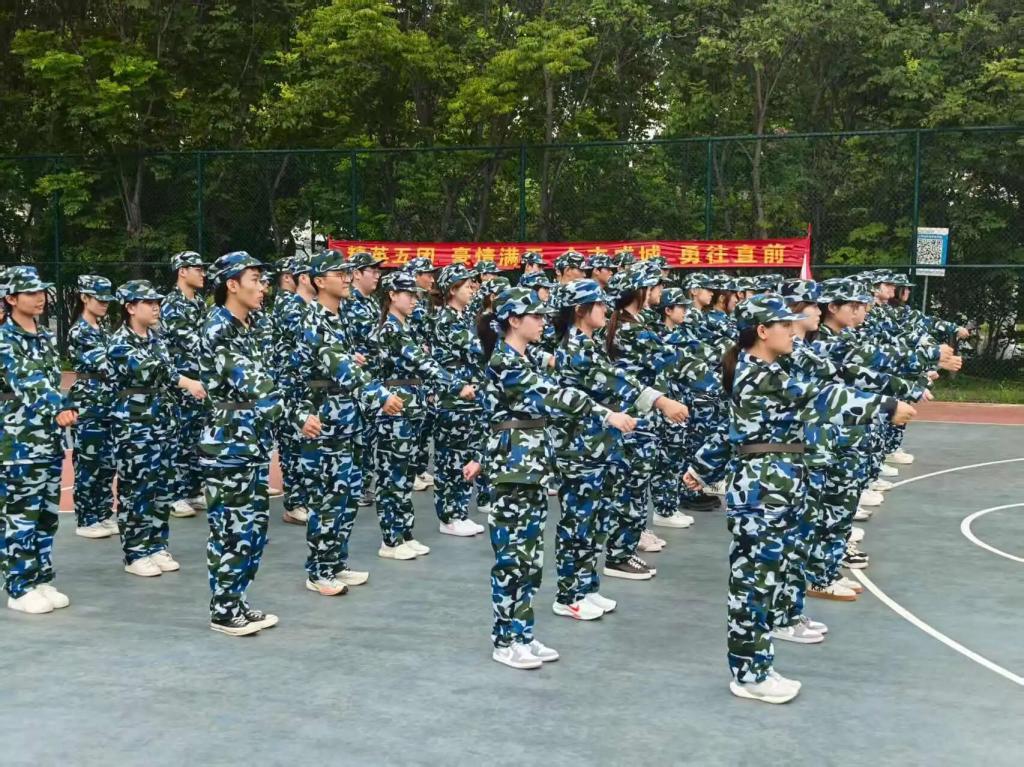 英国上市公司365