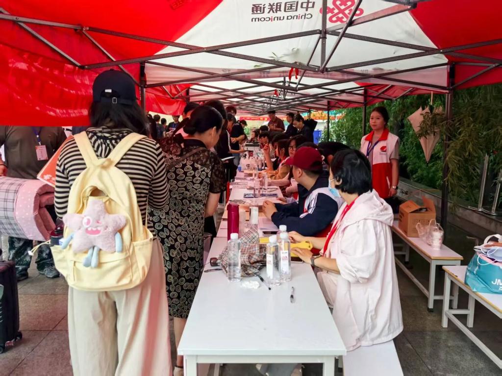 英国上市公司365